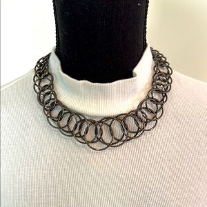 Elegant Black Circular Link Necklace
